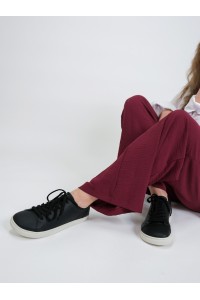 Essentials Black