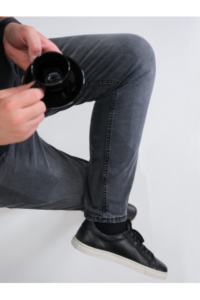 Essentials Black
